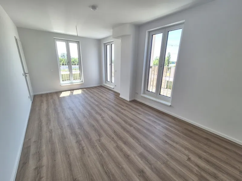 Dachgeschosswohnung mit Terrasse für Mieter ab 55 Jahren im WohnAktiv!-Haus an der Waterkant — photo 1